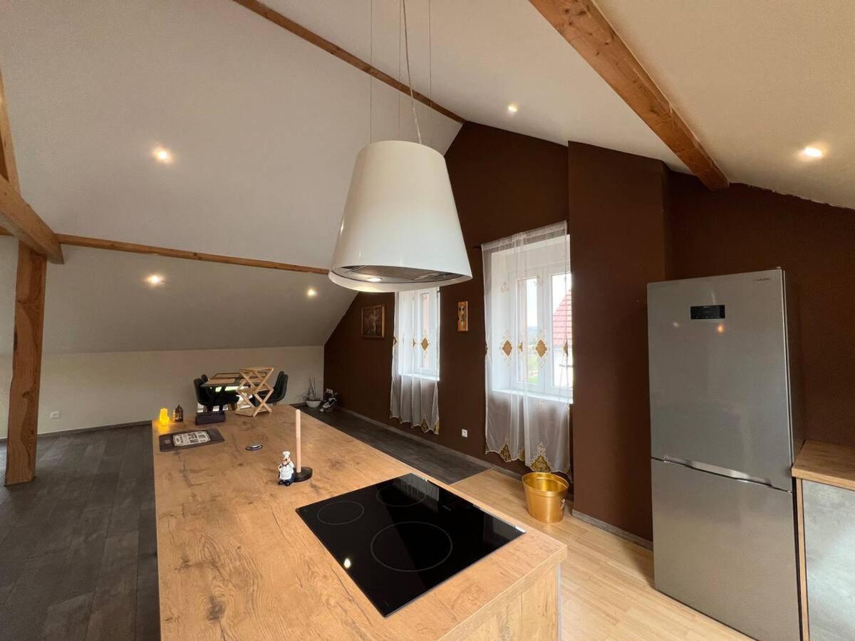 Loft Spacieux En Pleine Foret Bining Exteriör bild